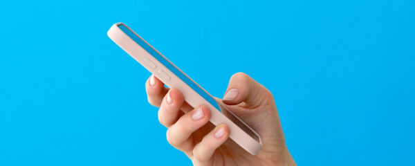 telephone-rose-les-6-fantasmes-preferes-des-hommes